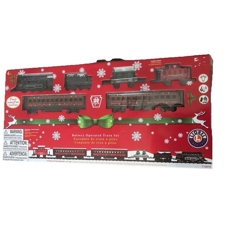 Lionel 37 piece set Battery Operated Train Set PRR Pennsylvania Railroad New !